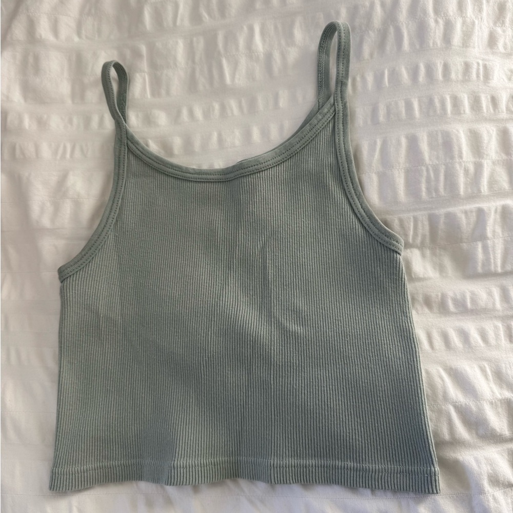 Brandy Melville Tank Top Bundle